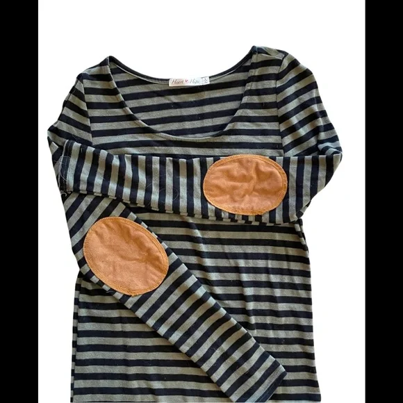 2 Striped Long Sleeve Shirts - Picture 9 of 9